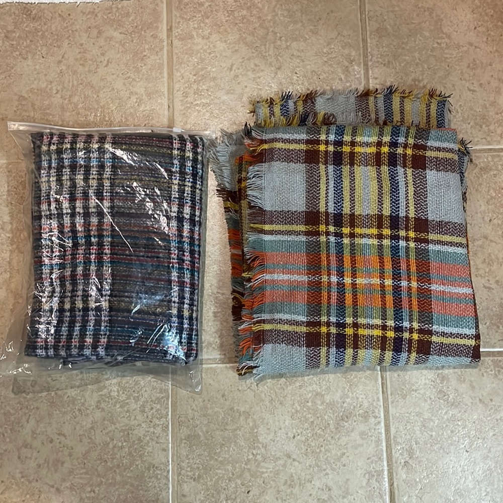 Set of 2 New blanket scarves never worn